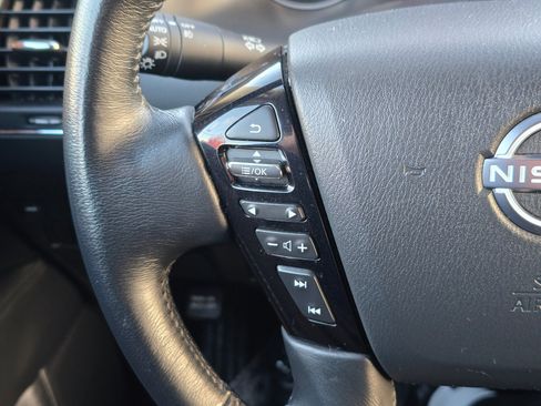 Used 2024 Nissan Armada SL image 31