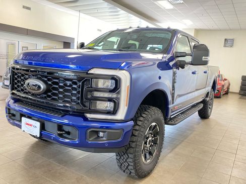 New 2026 Ford F350 Lariat w/ Tremor Off-Road Package AWD/4WD image 4