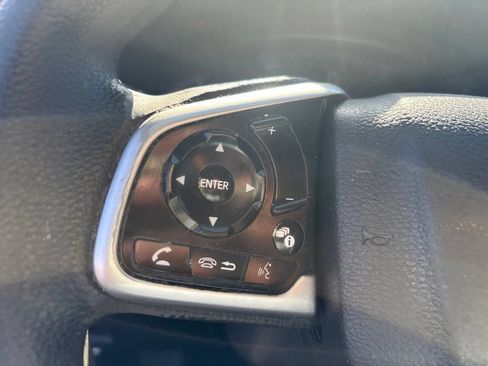 Used 2020 Honda CR-V LX image 19