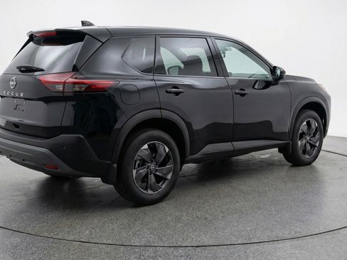 Used 2025 Nissan Rogue SV FWD image 9