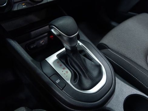 Used 2024 Kia Forte LXS FWD image 19