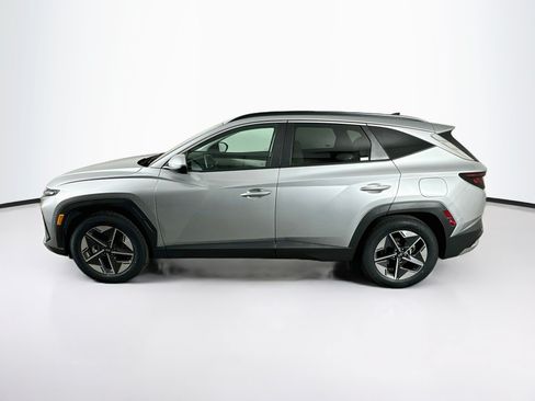 Used 2025 Hyundai Tucson SEL FWD image 4
