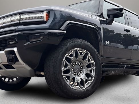 Used 2025 GMC Hummer EV 3X AWD/4WD image 24