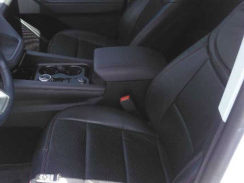 Used 2025 Ford Explorer Active RWD image 6