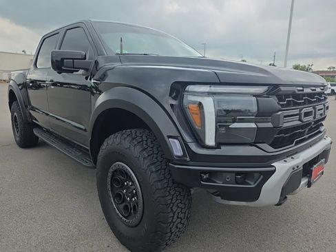 Used 2026 Ford F150 Raptor AWD/4WD image 3