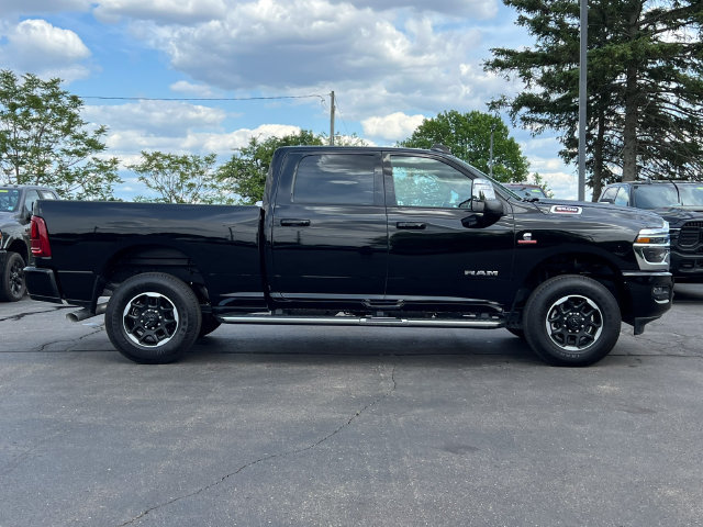 Used 2025 RAM 3500 Laramie AWD/4WD image 55
