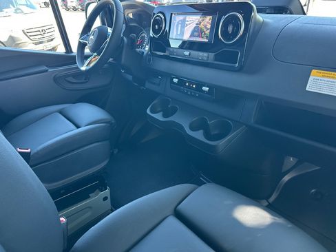 New 2026 Mercedes-Benz Sprinter 2500 image 16