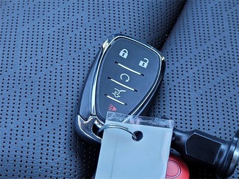 Used 2023 Chevrolet Traverse High Country image 25