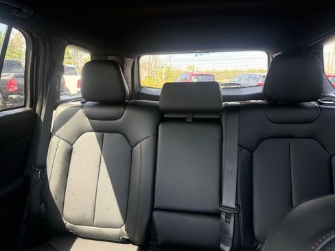 New 2026 Jeep Cherokee Limited AWD/4WD image 31