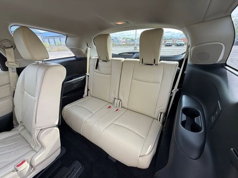Used 2019 INFINITI QX60 Luxe w/ Essential Package image 33