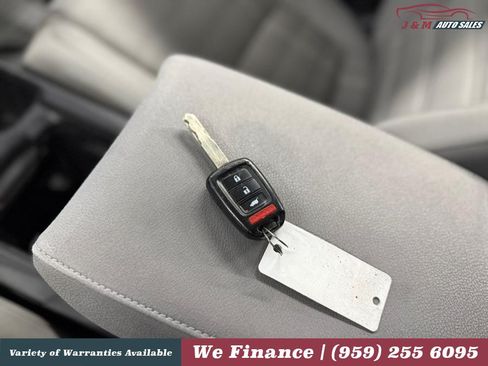 Used 2018 Honda CR-V LX image 32