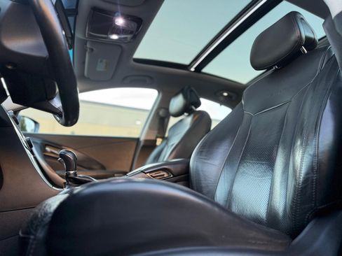 Used 2013 Hyundai Azera w/ Technology Pkg FWD image 9