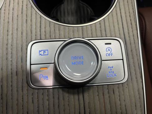 Used 2025 Genesis GV80 3.5T Prestige image 25