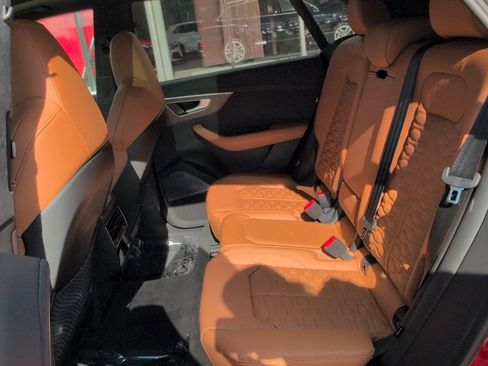 New 2025 Audi RS Q8 performance image 22