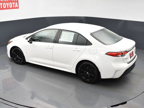 Used 2024 Toyota Corolla LE FWD image 19