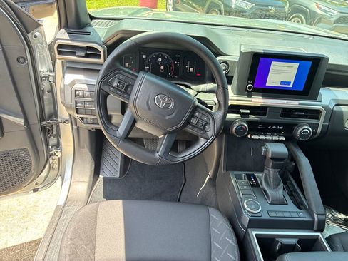 New 2026 Toyota Tacoma SR5 RWD image 18