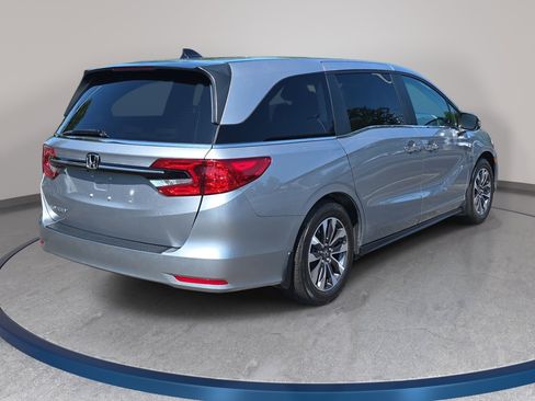 Used 2024 Honda Odyssey EX-L image 5
