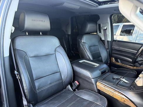 Used 2016 GMC Yukon Denali w/ Open Road Package RWD image 29