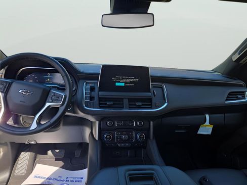 Used 2024 Chevrolet Tahoe Z71 w/ Luxury Package image 20