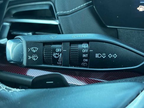 Used 2025 Chevrolet Traverse Z71 AWD/4WD image 14
