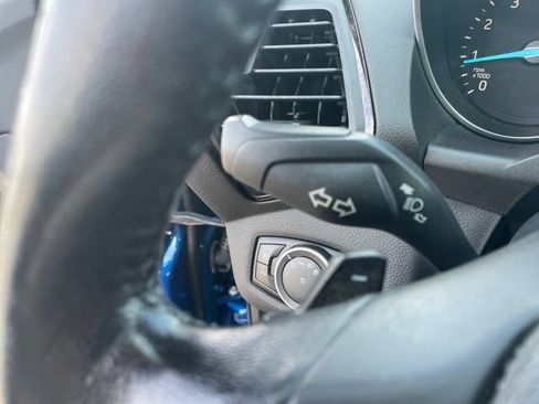 Used 2017 Ford Escape Titanium FWD image 29