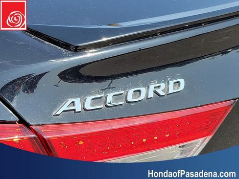 Used 2018 Honda Accord Sport image 26