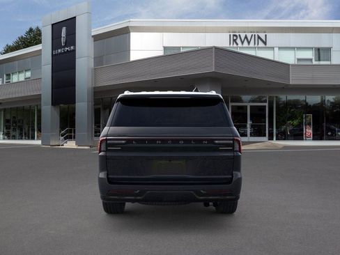 New 2025 Lincoln Navigator Reserve image 5