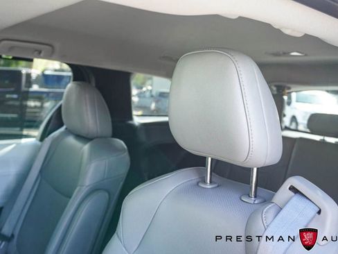 Used 2025 Toyota Sienna XLE w/ XLE Plus Package image 43