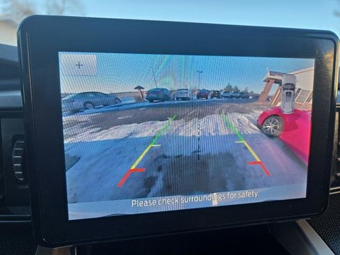 Used 2022 Ford Explorer Base AWD image 28