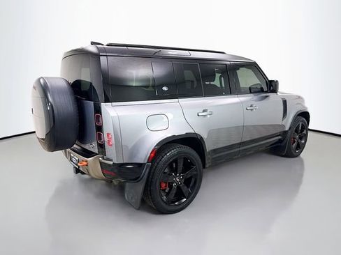 Used 2021 Land Rover Defender 110 X AWD/4WD image 7