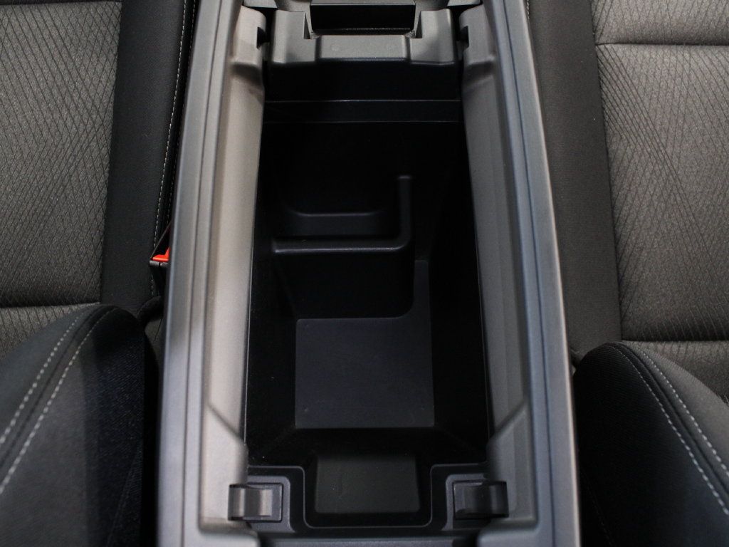 Used 2024 Nissan Rogue SV FWD image 26