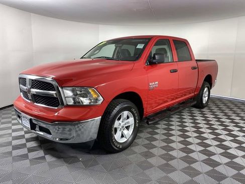 Used 2022 RAM 1500 Classic SLT AWD/4WD image 4