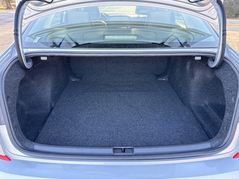 Used 2020 Volkswagen Passat 2.0T SEL image 19