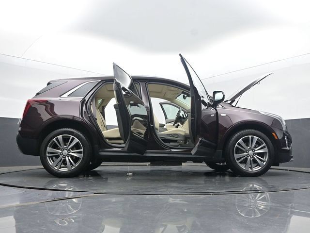 Used 2021 Cadillac XT5 Premium Luxury AWD/4WD image 64