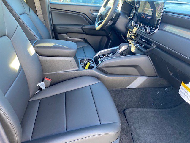 New 2026 Chevrolet Colorado LT w/ LT Convenience Package AWD/4WD image 11