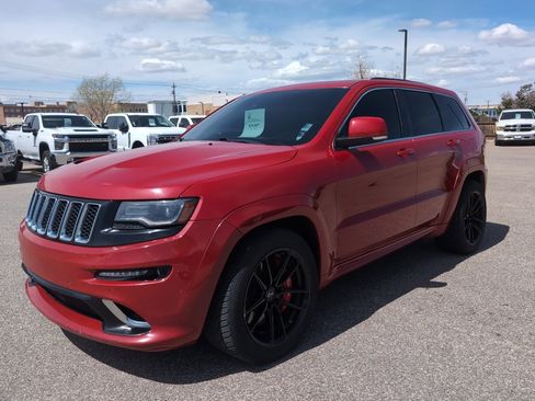 Used 2014 Jeep Grand Cherokee SRT8 w/ Luxury Group II AWD/4WD image 2