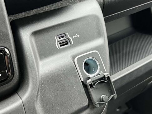 New 2026 RAM ProMaster 2500 w/ Convenience Group image 25