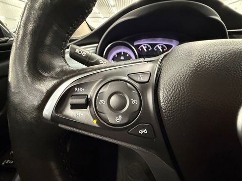 Used 2020 Buick Envision Essence image 17