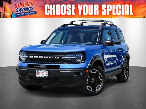 Used 2022 Ford Bronco Sport Outer Banks w/ Tech Package AWD/4WD image 1