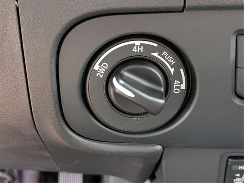 New 2026 Nissan Frontier SV image 22