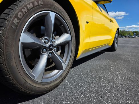 Used 2016 Ford Mustang Convertible w/ Equipment Group 051A RWD image 20