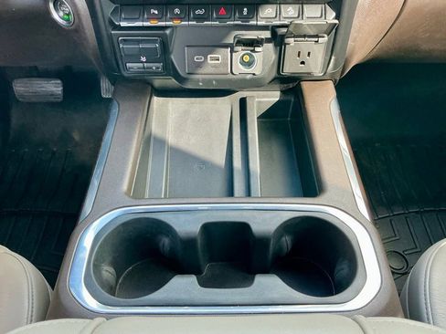 Used 2020 GMC Sierra 1500 SLT image 38