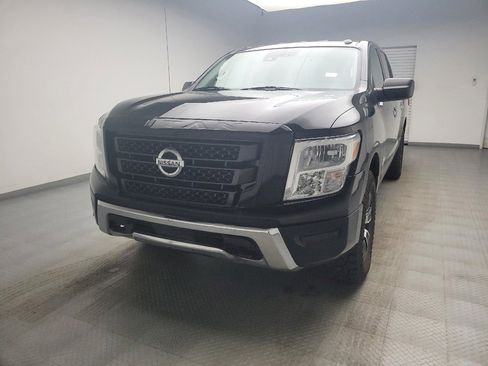Used 2021 Nissan Titan SV w/ SV Convenience Package AWD/4WD image 15