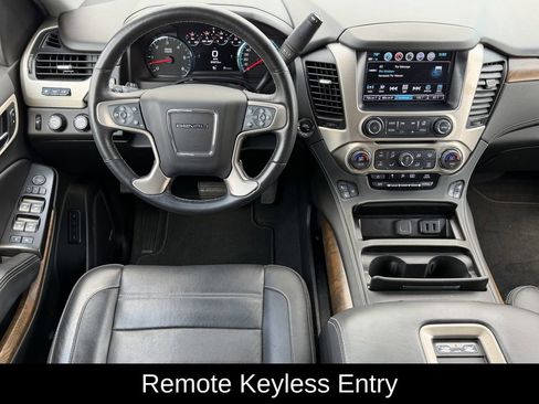 Used 2020 GMC Yukon Denali w/ Denali Ultimate Package AWD/4WD image 13