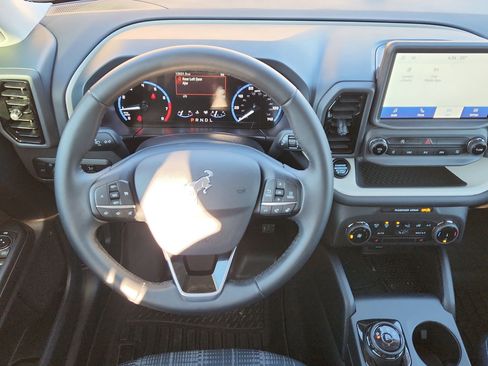 Used 2024 Ford Bronco Sport Heritage w/ Heritage Convenience Package image 12