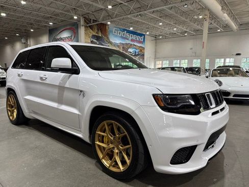 Used 2020 Jeep Grand Cherokee Trackhawk w/ Trailer Tow Group IV image 96