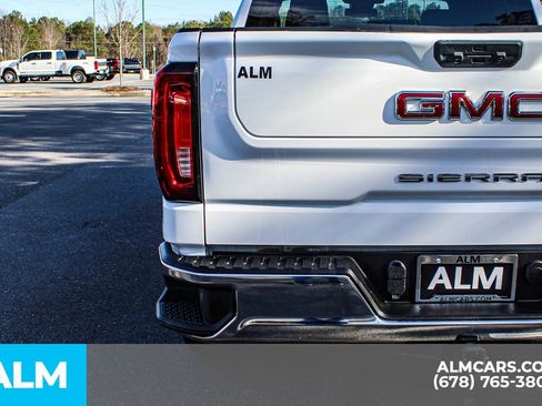 Used 2025 GMC Sierra 1500 SLT image 11