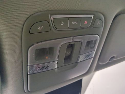 Used 2021 Kia Telluride S FWD image 25