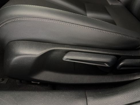 Used 2025 Honda Civic Sport image 13