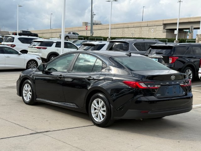 Used 2026 Toyota Camry LE w/ Convenience Package FWD image 9